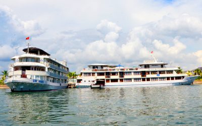 Những khách sạn nổi trên Vịnh Hạ Long